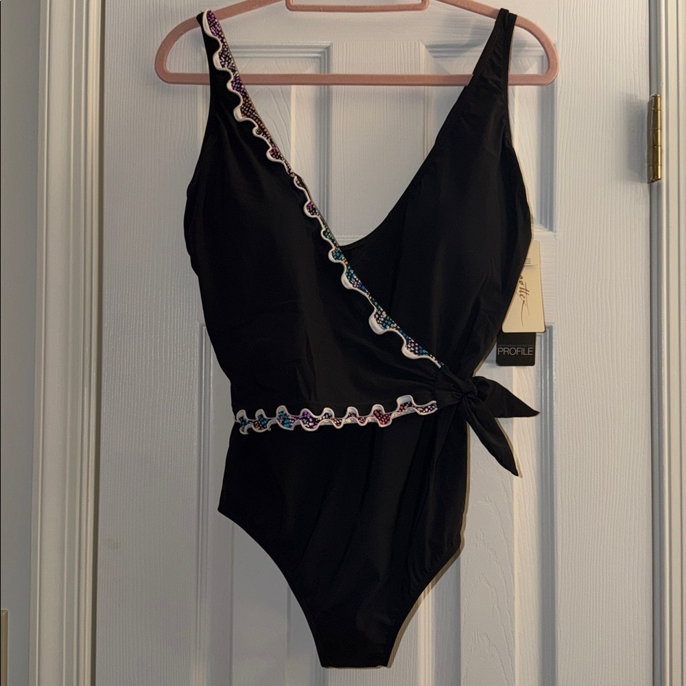 NWT PROFILE BY GOTTEX LAYLA TRICOLORE V-NECK SURPLICE ONE PIECE SWIMSUIT SIZE 14 - Picture 4 of 11